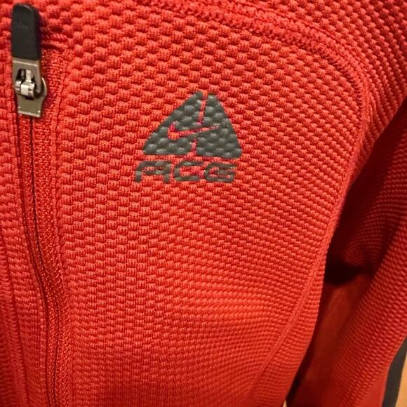 Nike ACG Fit Dry 1/4 Zip Pullover Size Medium - Picture 2 of 7